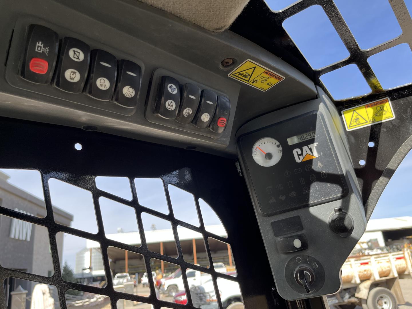 ./imagenes/INVOICE/2019/15039/MINICARGADOR CATERPILLAR 262C (29).JPG